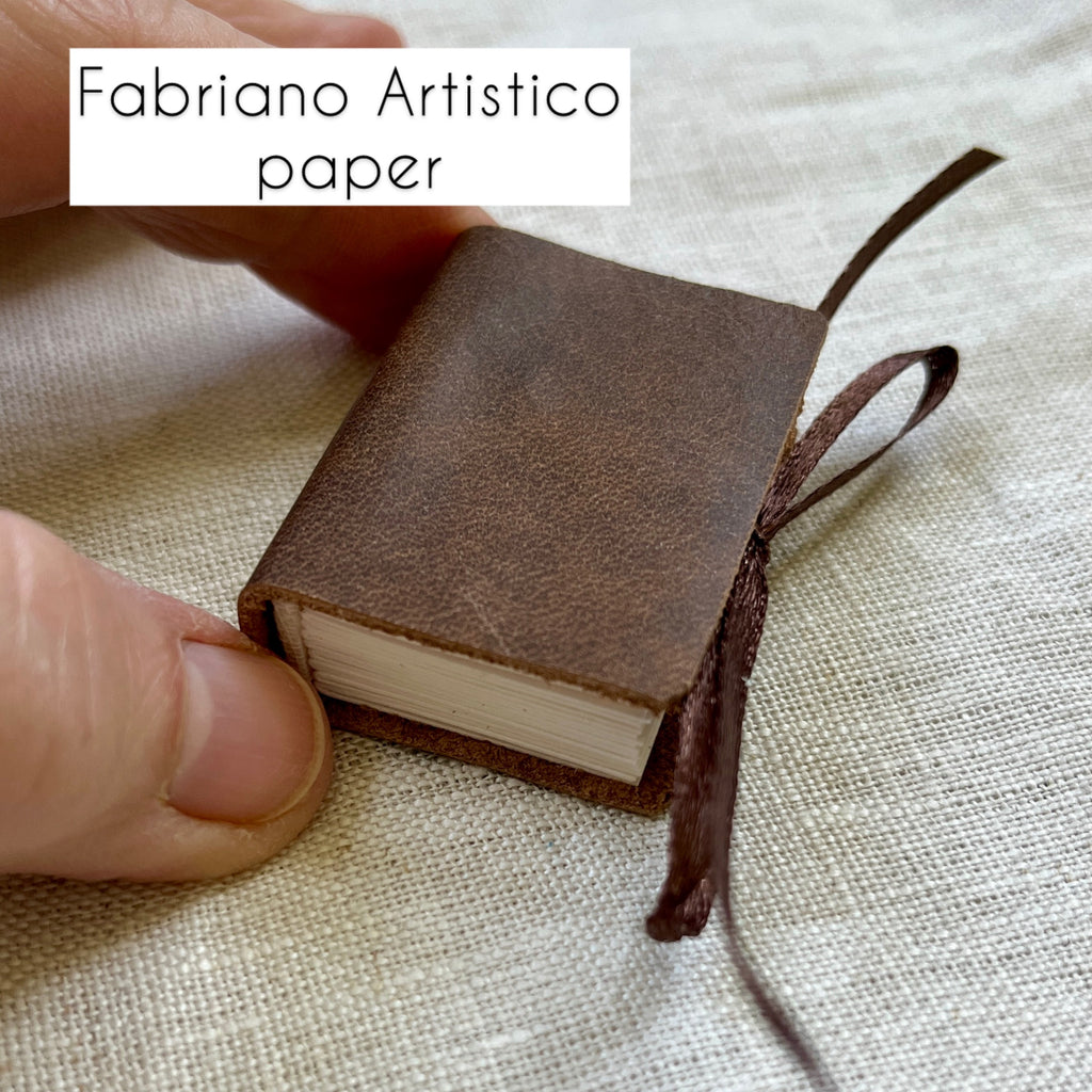 Tiny handmade mini journal in genuine leather - blank pages