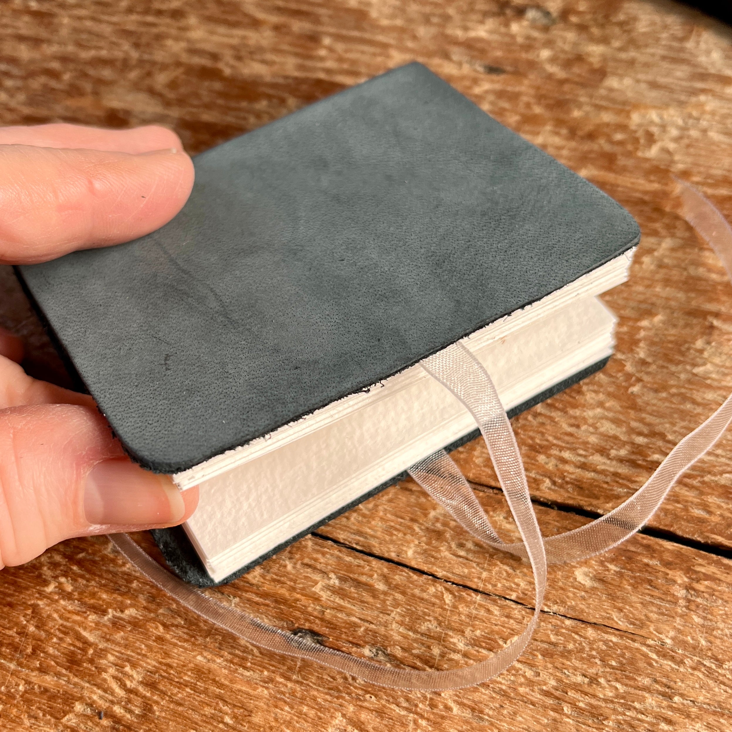 Maxi handmade journal in suede genuine leather - blank pages
